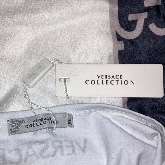 White Versace t shirt - Picture 3 of 4